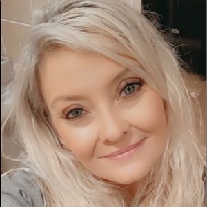 Meet your Posher, Charlotte